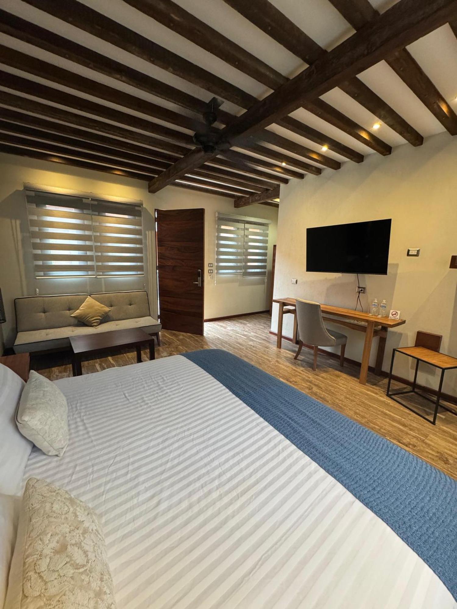 Hotel Arista 1026 San Luis Potosí Buitenkant foto